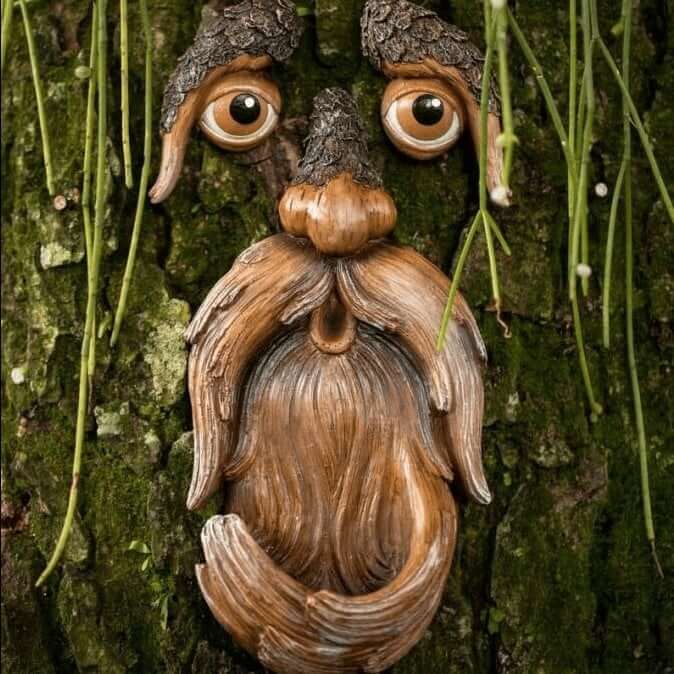 🌳Unique Bird Feeders for Outdoors-Old Man Tree Art